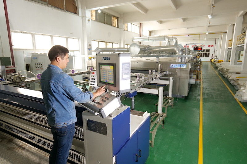 Shanghai GuangShun Machinery Co., Ltd ligne de production du fabricant